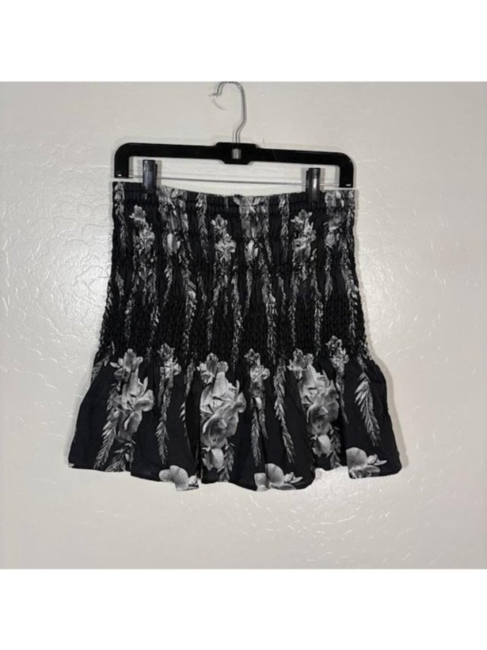 AllSaints Riah Mia Skirt Womens US 6 Black White Linen Floral Mini Smocked Waist